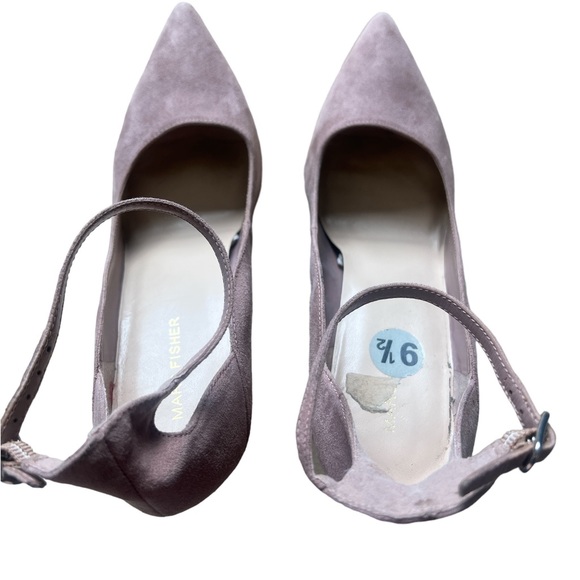 Marc Fisher Suede Slingback Pumps - Picture 5 of 7